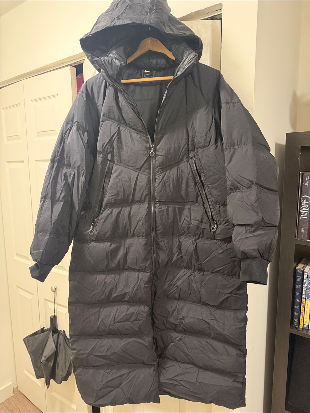 Nike Long Hooded Puffer Coat in Dark Gray